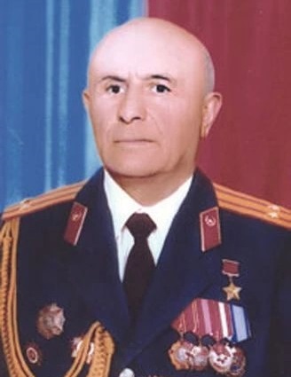 Сулейманов.jpg Сулейманов.jpg