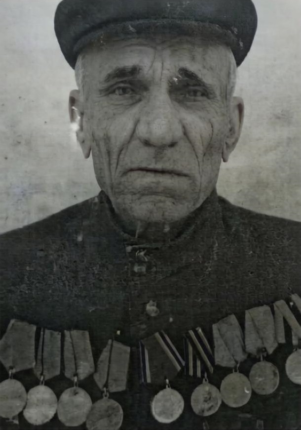Бугаев М.С.2.jpg Бугаев М.С.2.jpg
